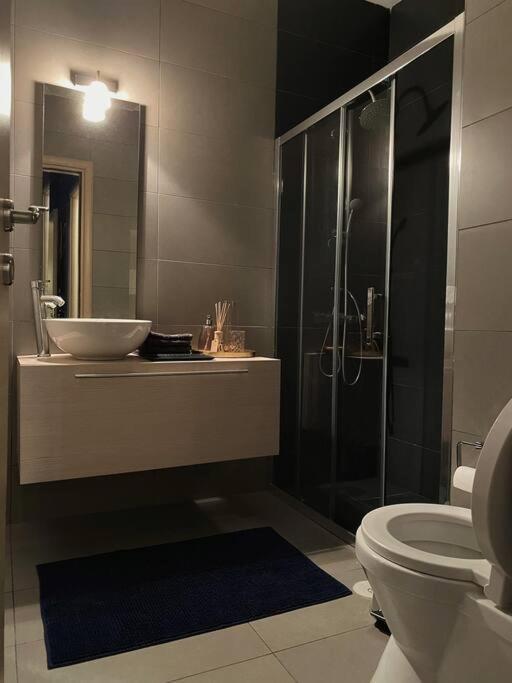 Ultimate Downtown Athens Escape Apartment Luaran gambar